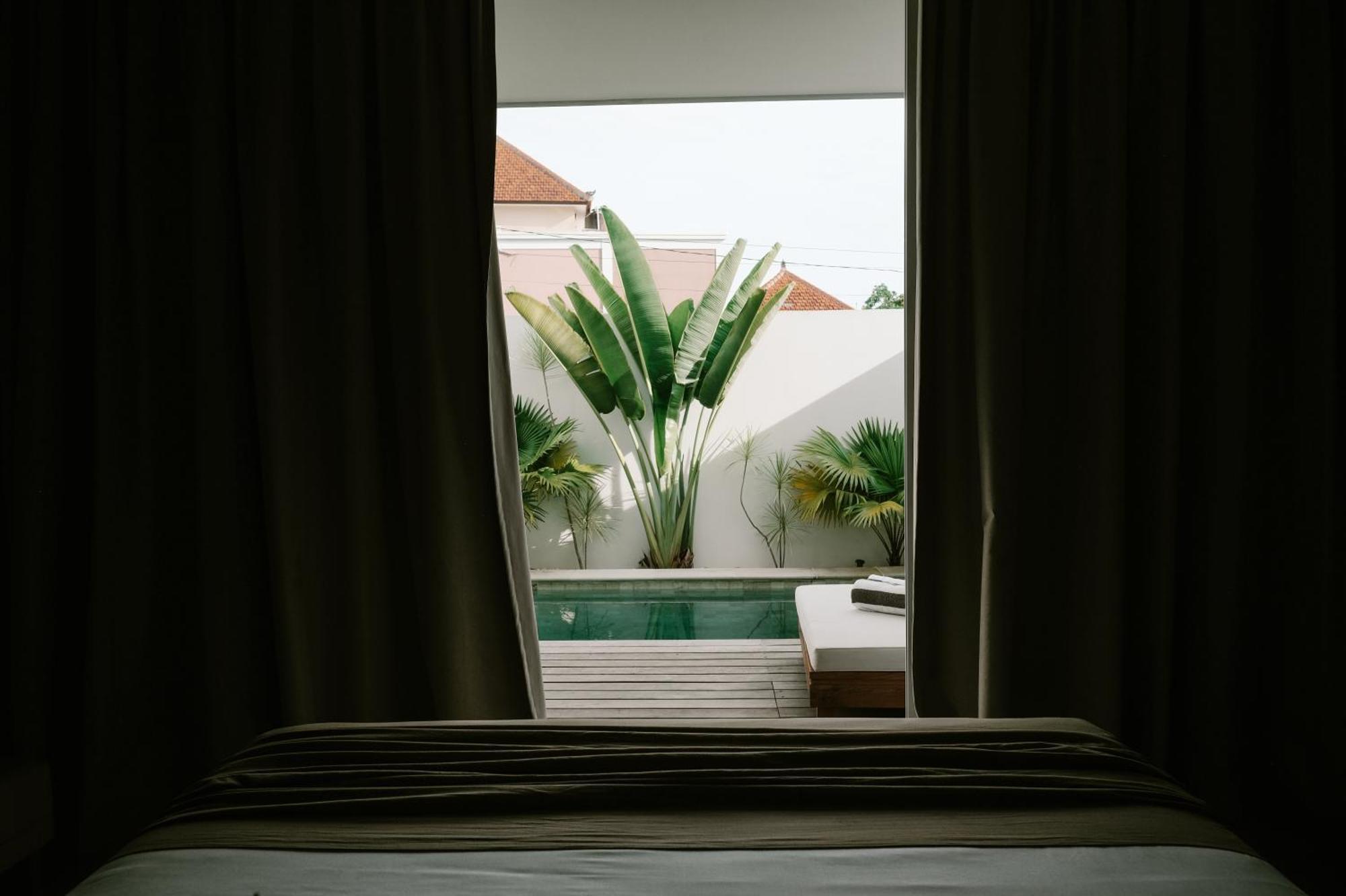 Neptune Studios Adults Only Gym And Recovery Access Kuta  Exterior foto