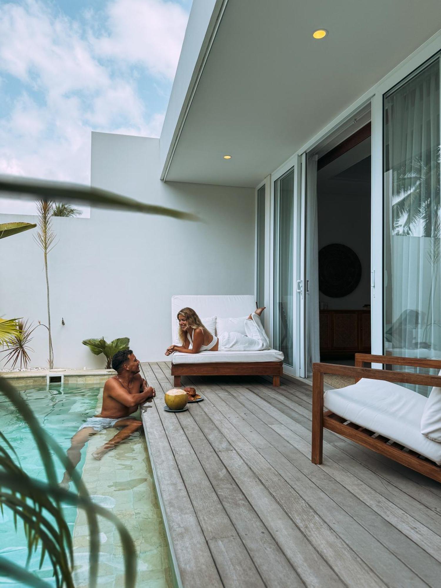 Neptune Studios Adults Only Gym And Recovery Access Kuta  Exterior foto
